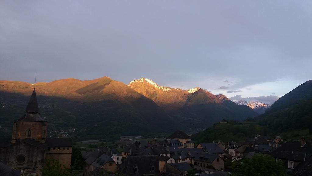 Les Rochers Saint-Savin  Exteriér fotografie